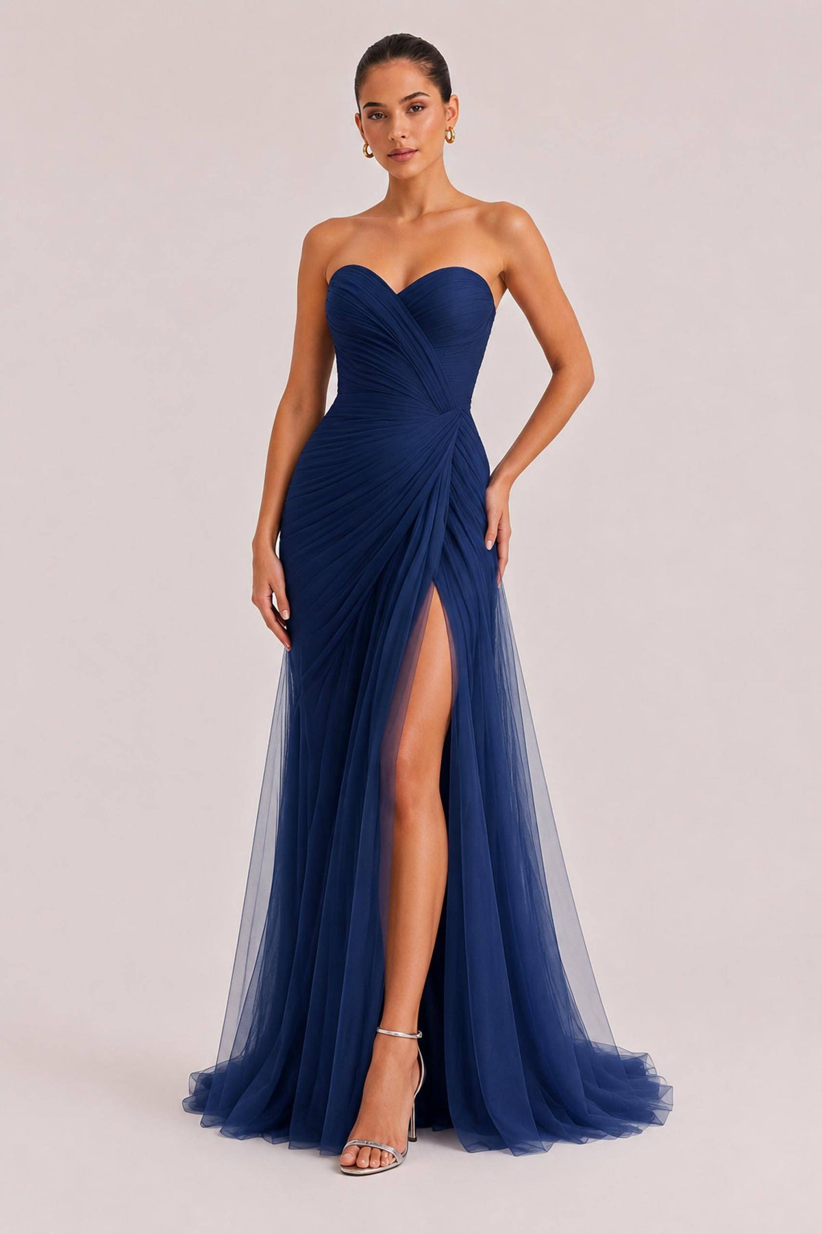 Elegant Strapless Pleated Tulle Maxi Dress