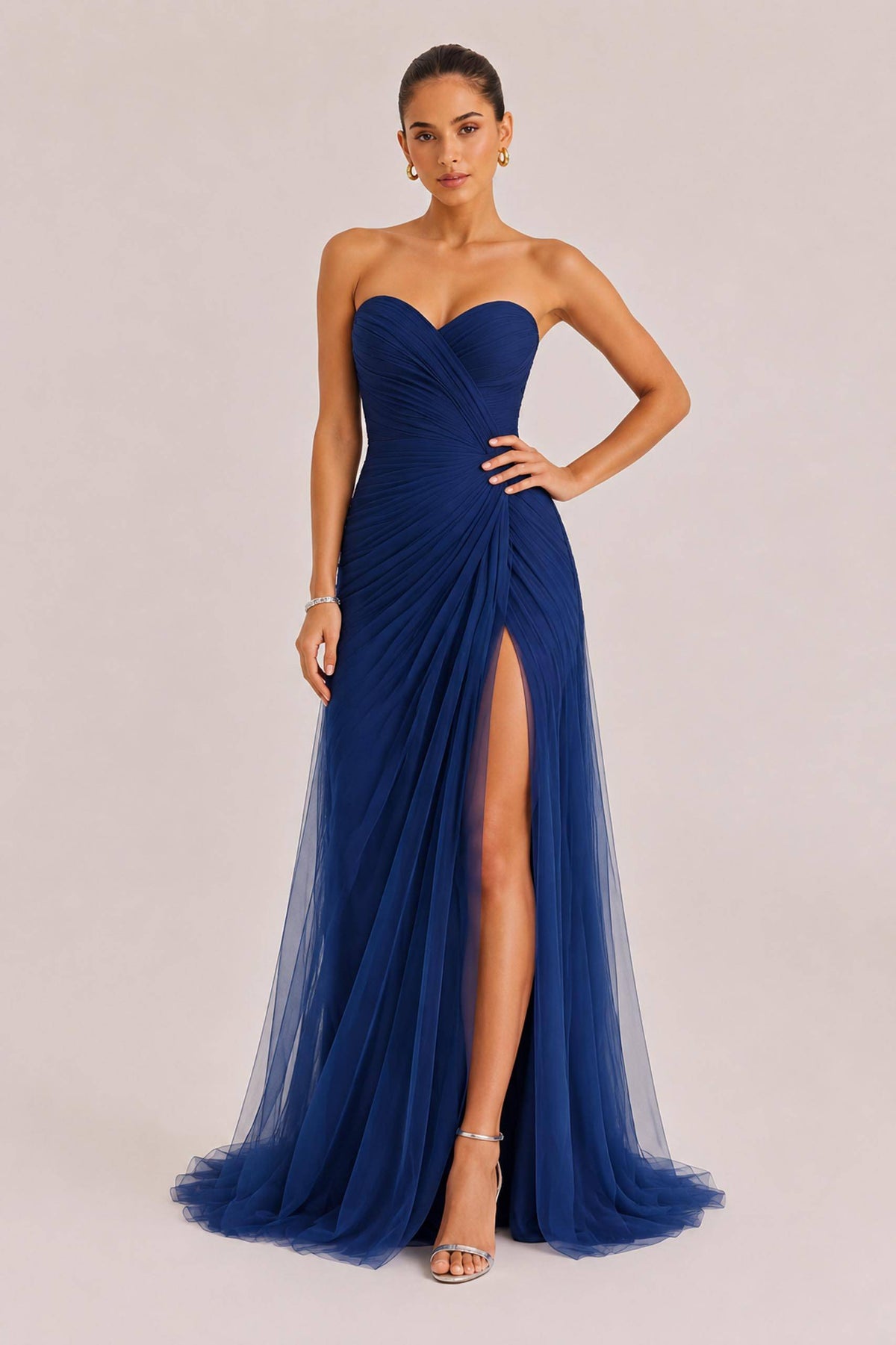 Elegant Strapless Pleated Tulle Maxi Dress