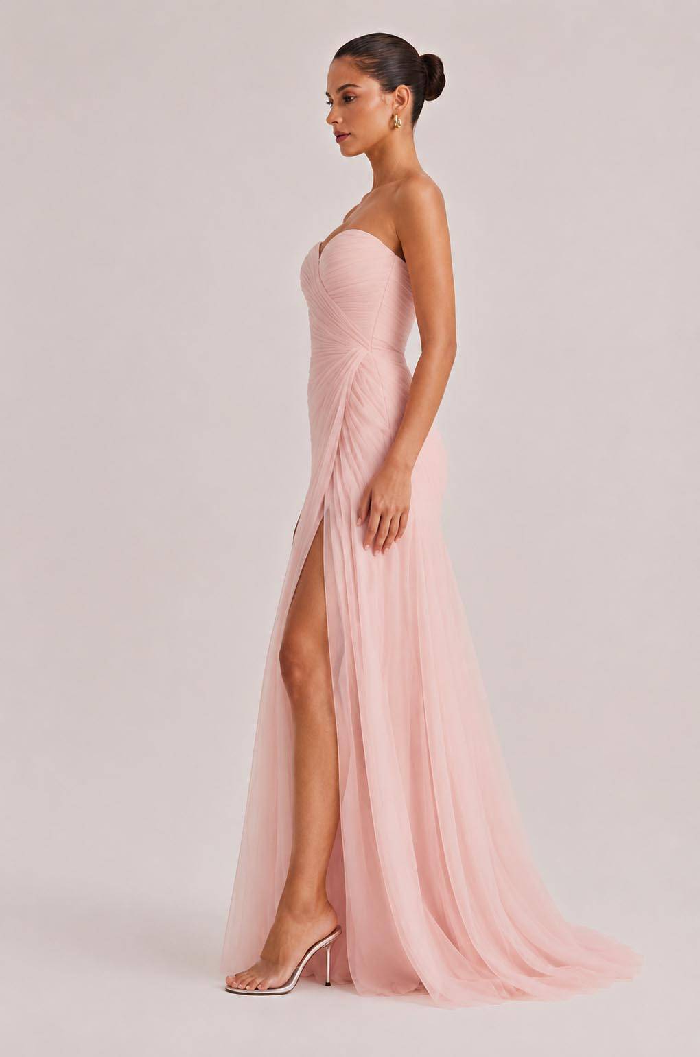 Elegant Strapless Pleated Tulle Maxi Dress