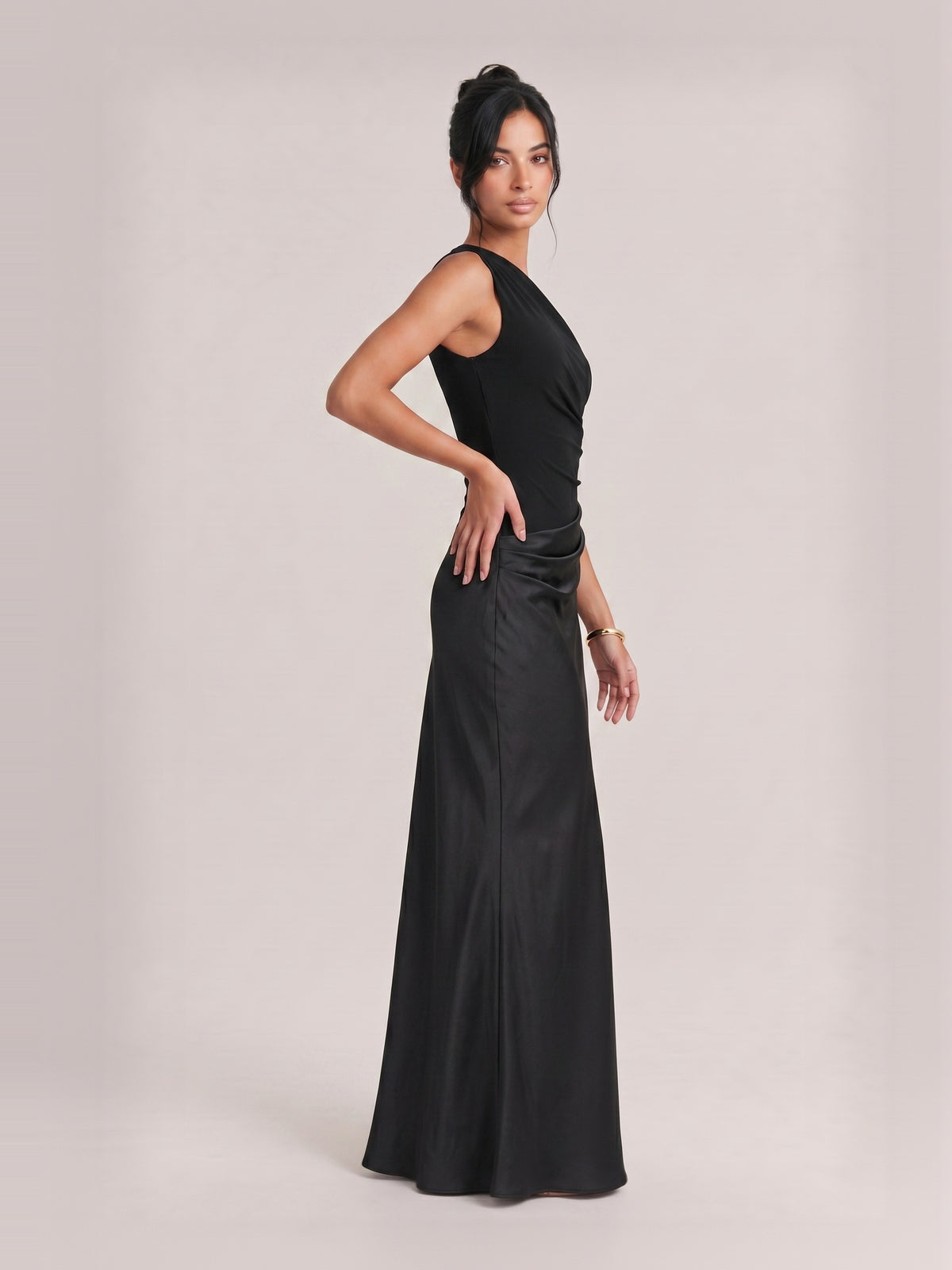 Elegant One Shoulder Neck Pleated Party Maxi Dress