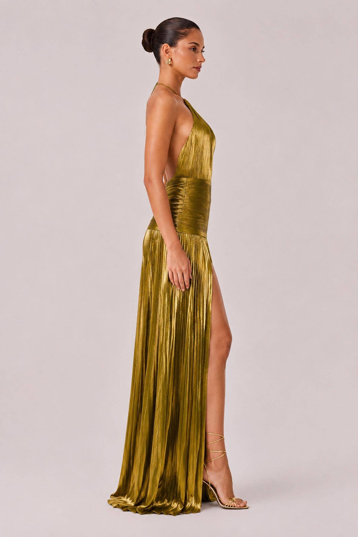 Elegant Metallic Pleated Halter Neck Maxi Dress
