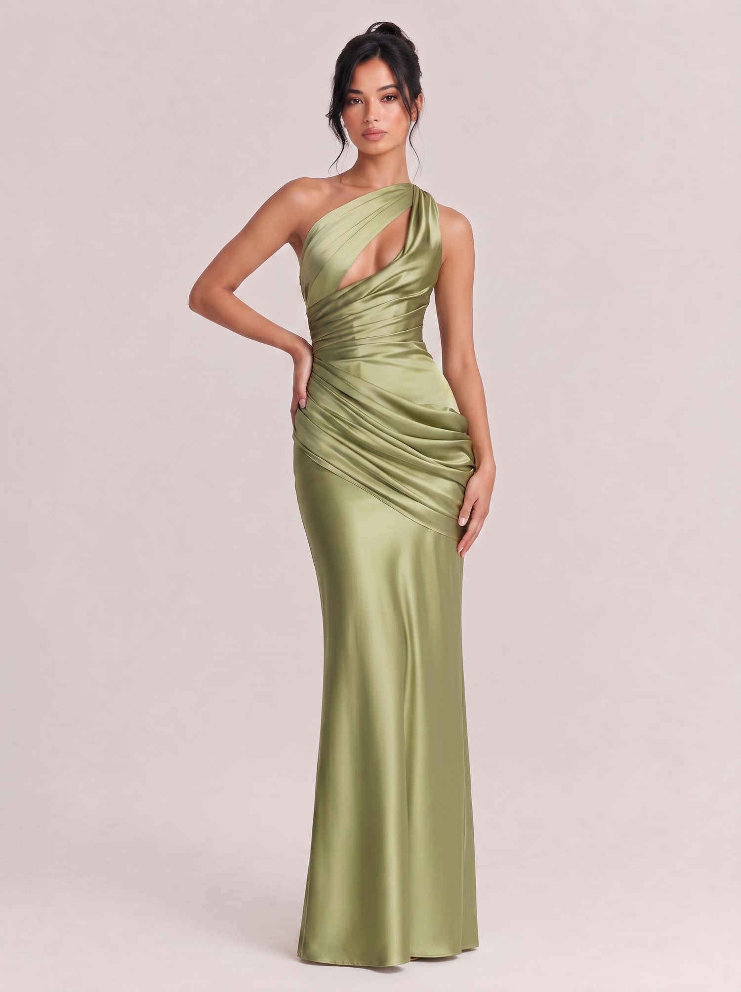 Hanging Neck Cutout Pleated Waisted Satin Fishtail Long Gown