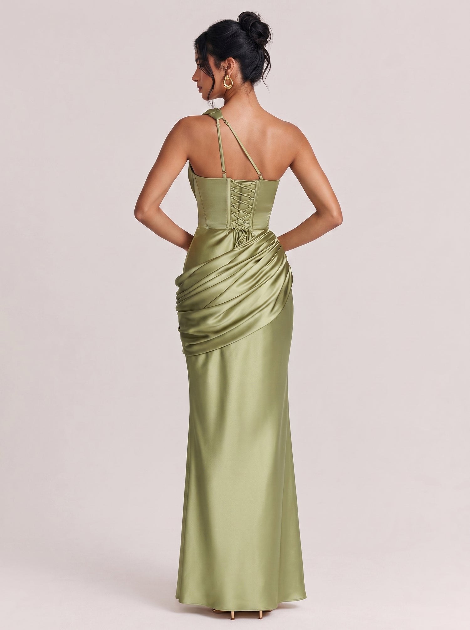 Hanging Neck Cutout Pleated Waisted Satin Fishtail Long Gown