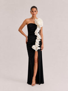 Black Strapless Pleated Stereo White Rose Ruffled High Split Long Dress