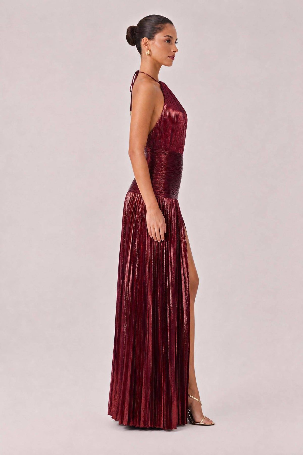 Elegant Metallic Pleated Halter Neck Maxi Dress