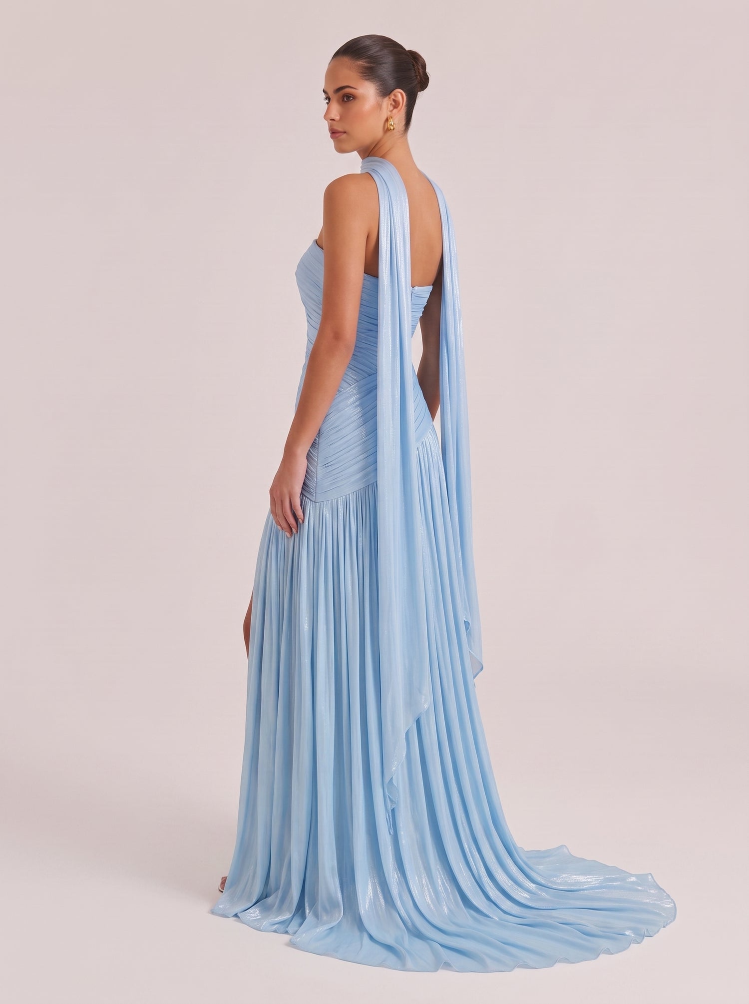 Hanging Halter Strap Strapless Pleated Waist Trailing Long Gown