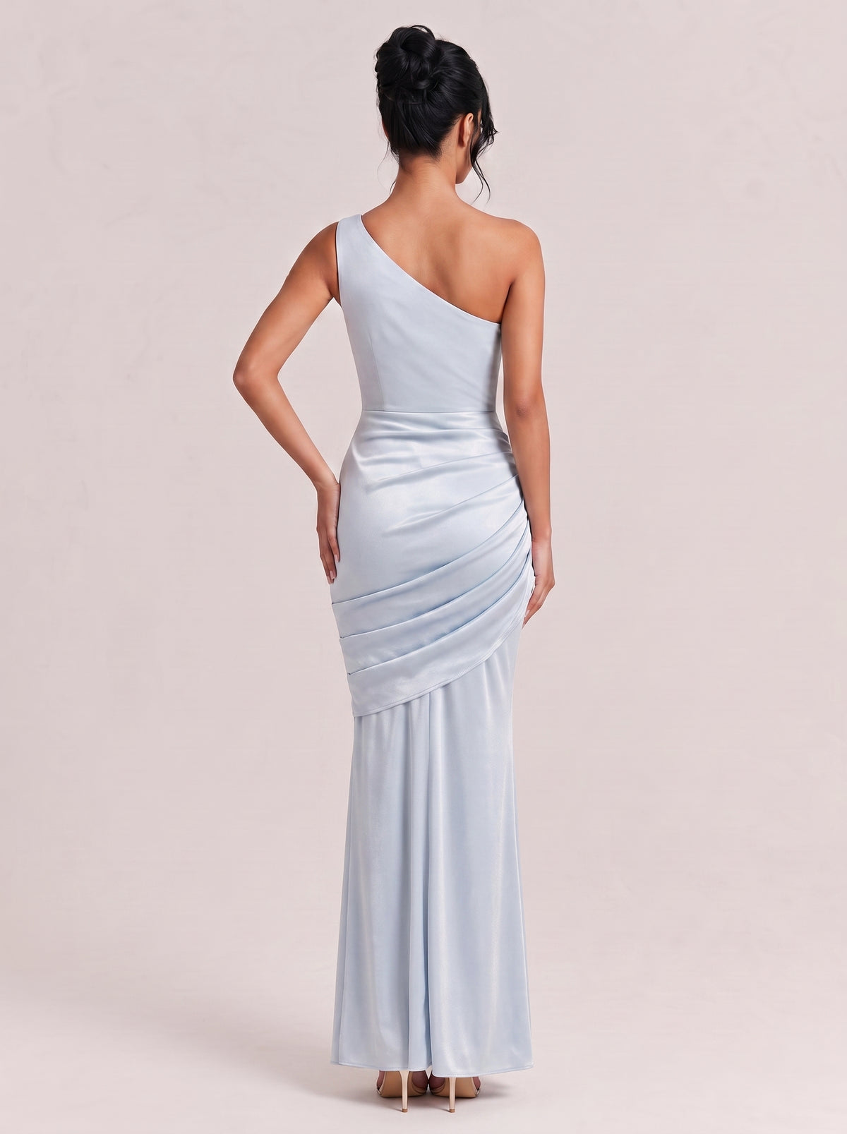 Oblique One-Shoulder Pleated Satin Fishtail Long Dress