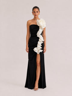 Black Strapless Pleated Stereo White Rose Ruffled High Split Long Dress